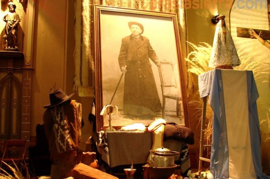 Cruz del Eje se prepara para la fiesta en honor del Santo Cura Brochero