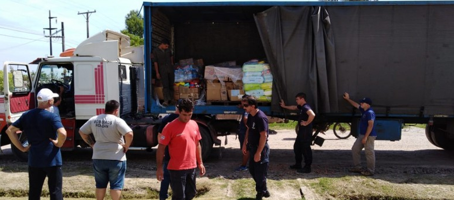 Bomberos solidarios