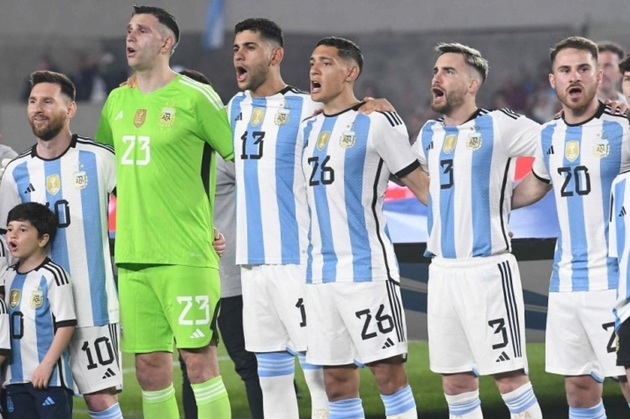 Melodías emotivas y profundas: los 2 países de Sudamérica que tienen los himnos más bellos de la región y superan a Francia