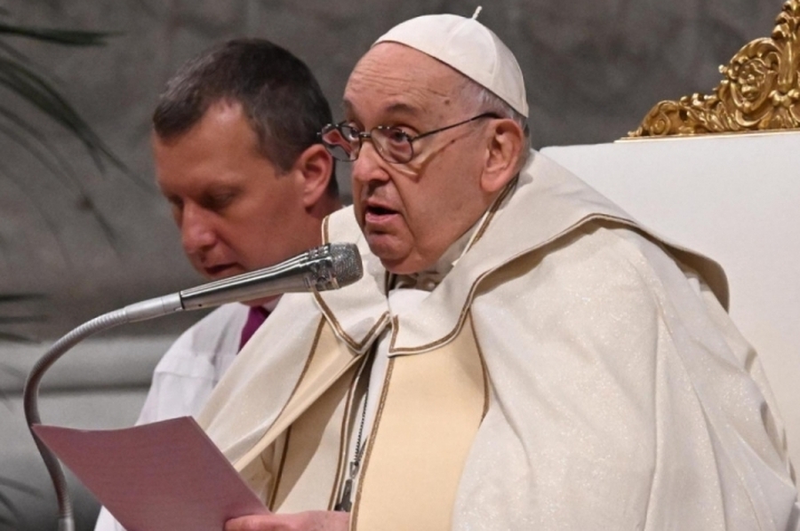 El Papa Francisco apuntó contra la inteligencia artificial: 