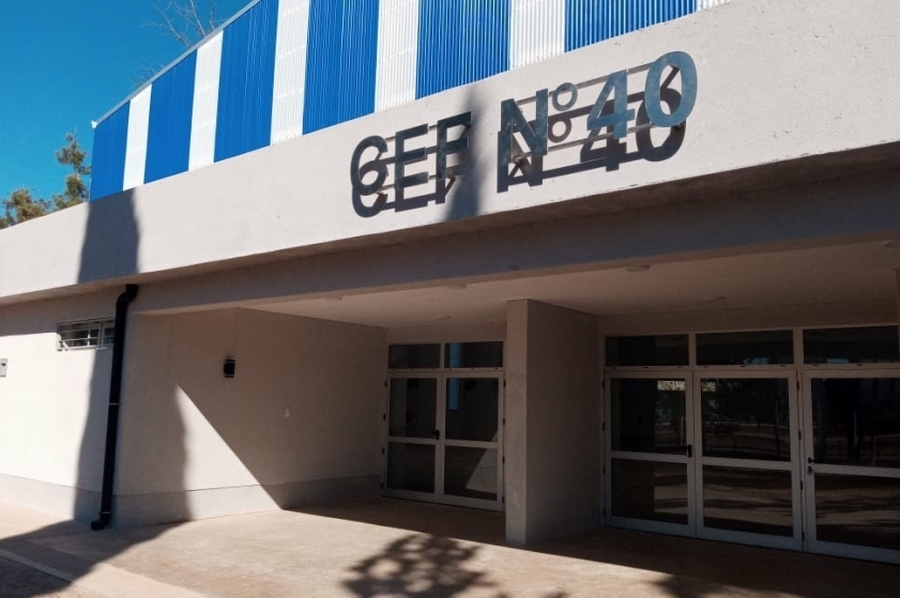 Con una inversión mayor a 2.000 millones de pesos se inauguran edificios escolares