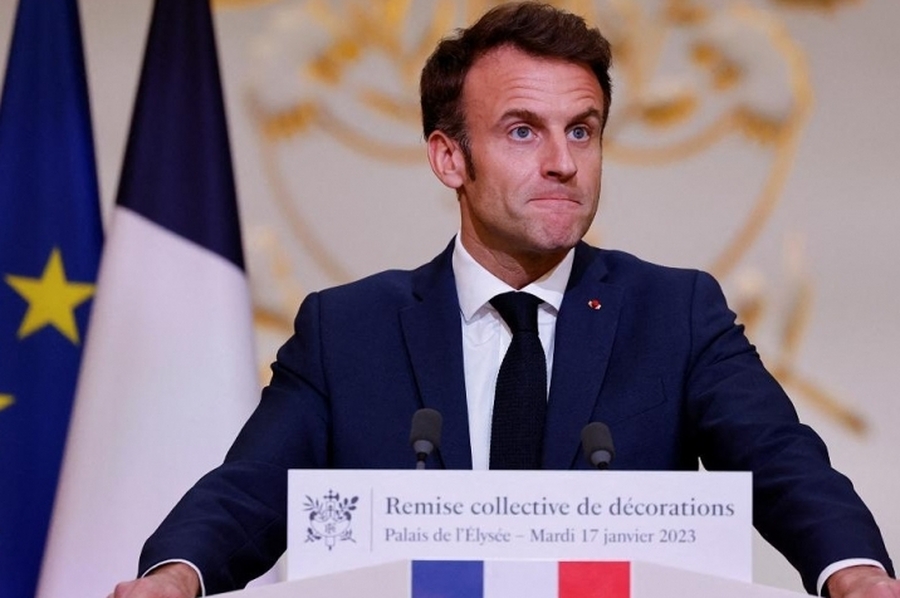 Francia quedó a un paso de prohibir el lenguaje inclusivo: Macron apoya la iniciativa