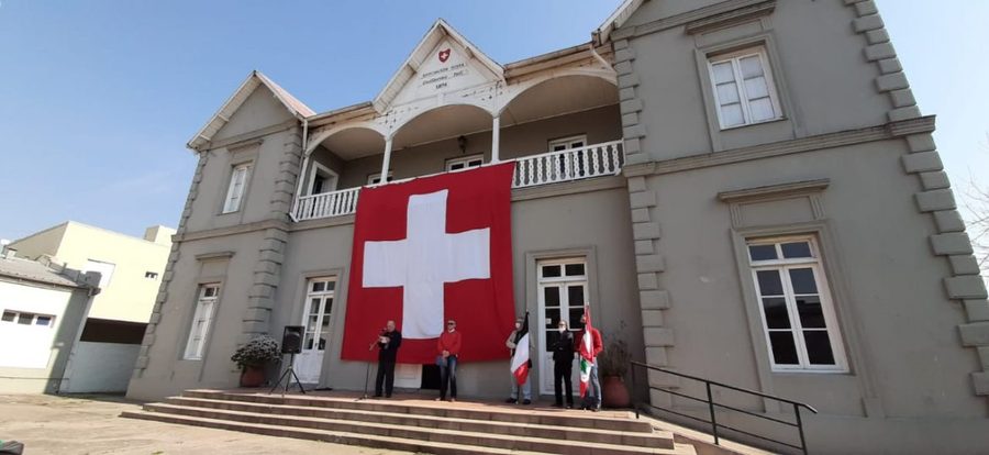 Suizos celebraron en Esperanza su fiesta nacional