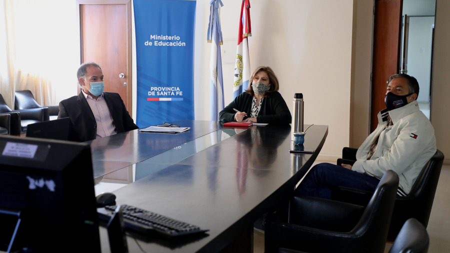 La provincia mantuvo un nuevo encuentro paritario con los gremios docentes