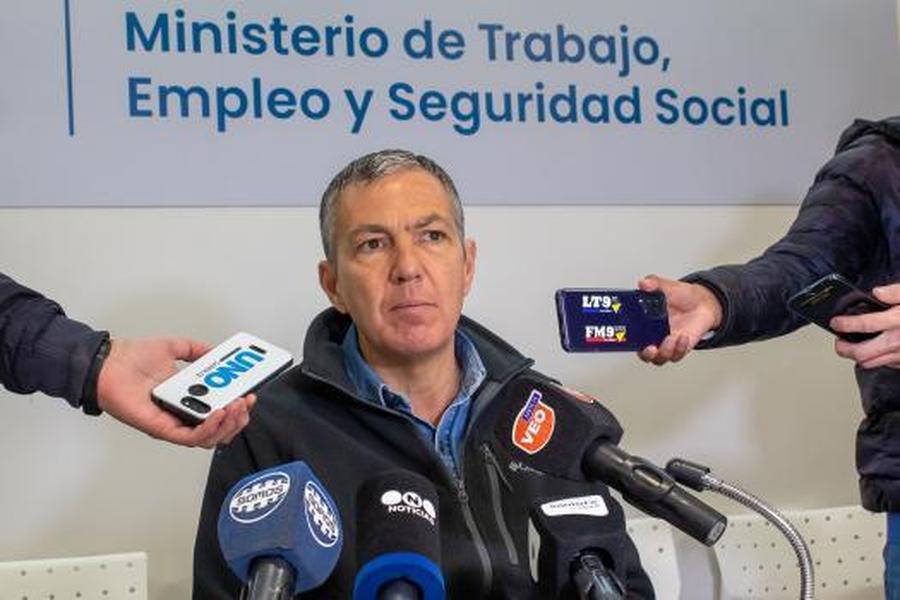 Pusineri confirmó que habrá una nueva propuesta salarial a los docentes si levantan el paro de la semana próxima