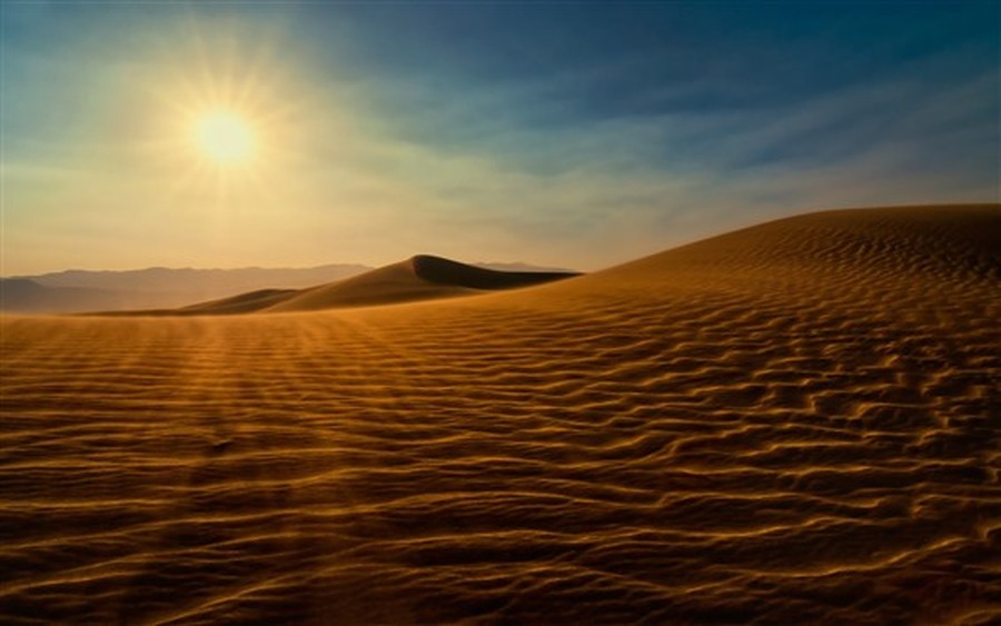 Apertura: El pozo en el desierto.