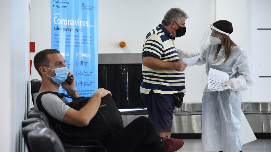 La provincia estableció un nuevo protocolo para quienes regresen de un viaje en el exterior