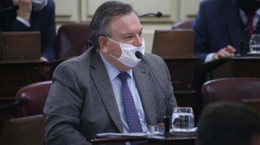 El senador radical Felipe Michlig calificó de 