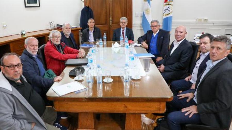 La paritaria central pasó a cuarto intermedio: buscarán rediscutir la suba de septiembre y que no haya descuento salarial