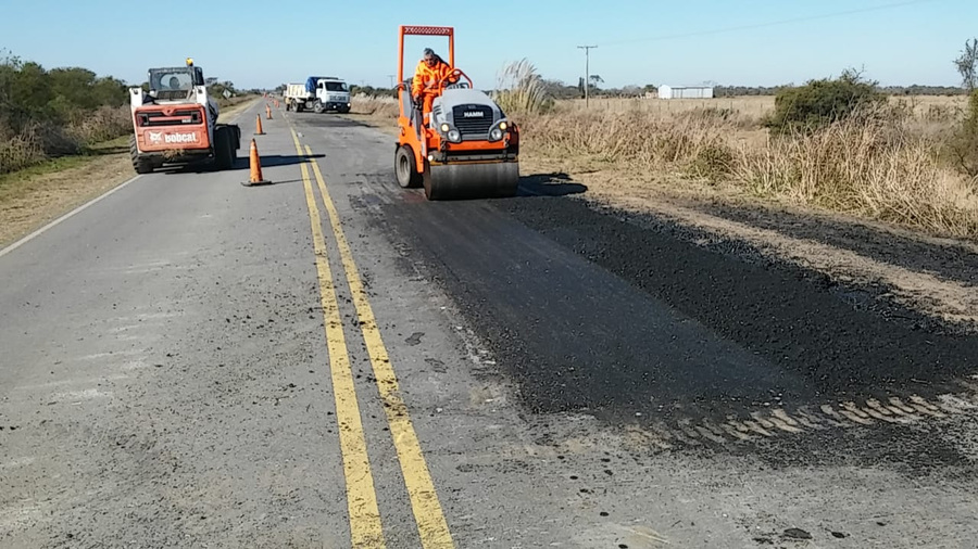 Concluyeron los bacheos sobre las rutas provinciales 4 y 62 entre Providencia, María Luisa y La Pelada