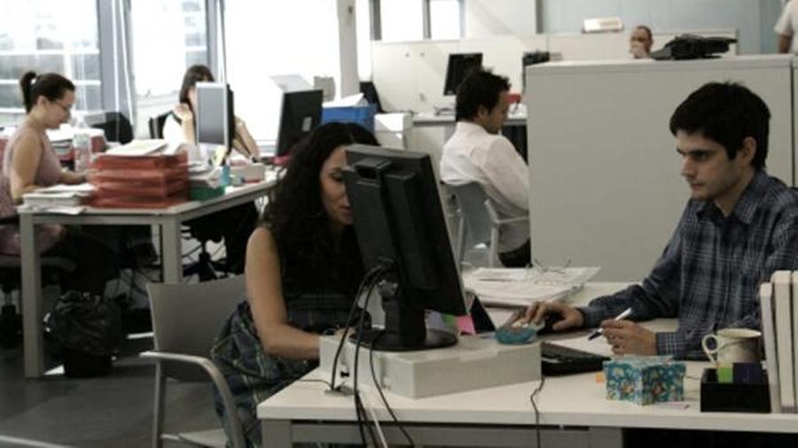 El Gobierno prorrogó por 60 días la prohibición de despedir trabajadores sin justa causa