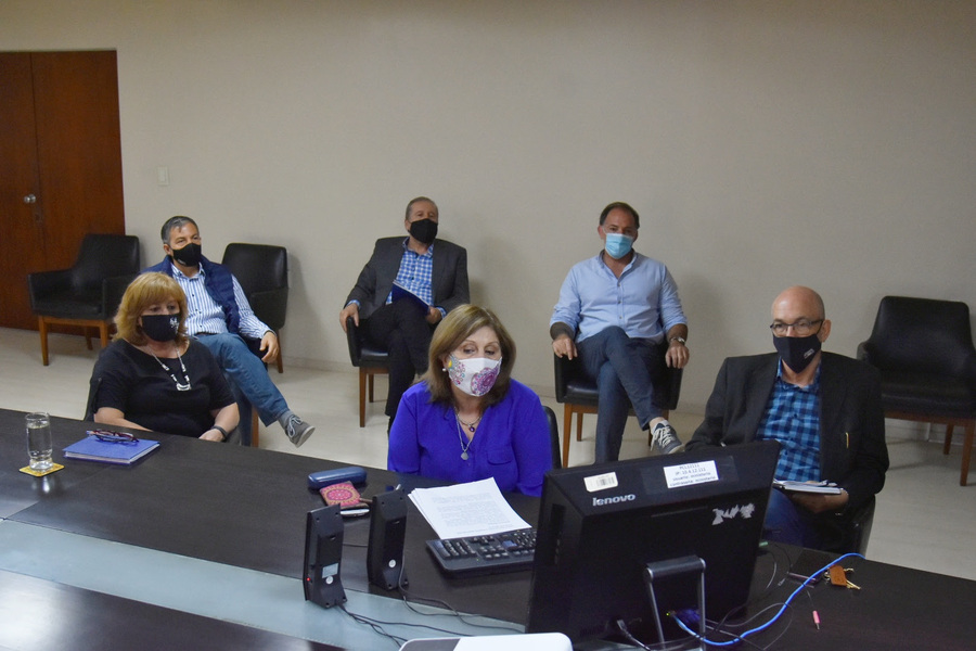 La provincia mantuvo un nuevo encuentro paritario con los gremios docentes