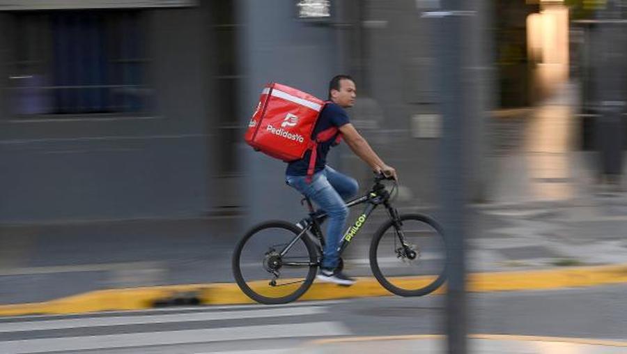 El Gobierno santafesino fijó comisión máxima de 25% más IVA para servicios de delivery de Pedidos Ya