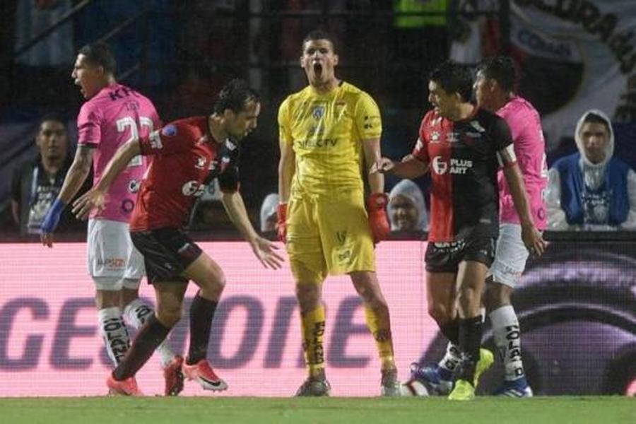 Colón: el TAS falló a favor de Independiente del Valle y del arquero Pinos