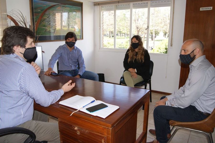 El diputado Maximiliano Pullaro visitó la comuna de San Jeronimo Sud