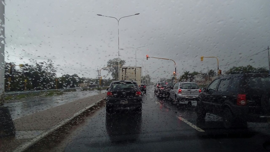 Alerta meteorológico: martes con lluvias y tormentas en Santa Fe