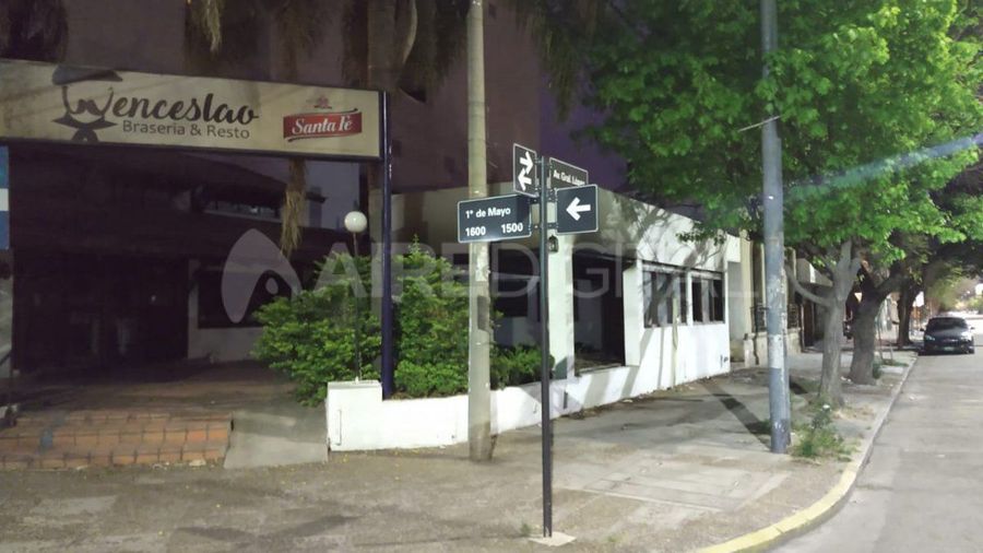 Se incendió una tradicional esquina donde supo haber restaurantes emblemáticos