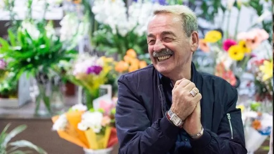 Se fue Roberto Schneider...