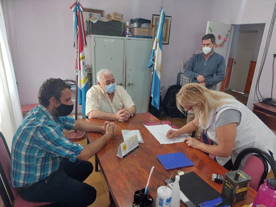 Sosa entregó aportes en La Gallareta