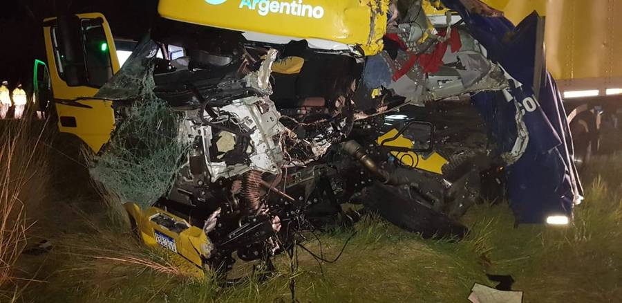 Choque de camiones en el acceso sur a Reconquista por Ruta Nacional 11