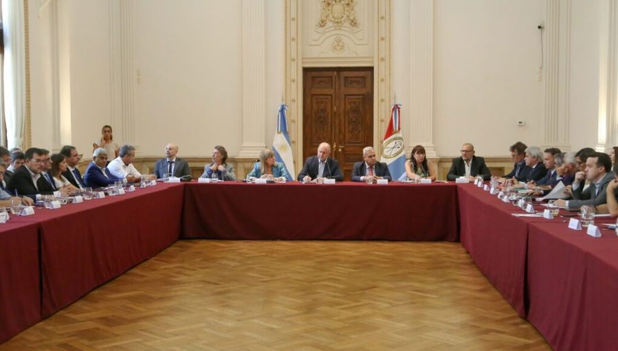 Perotti encabezó un nuevo encuentro de la junta provincial de seguridad