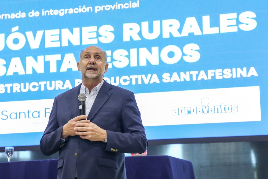 Perotti participó de la apertura de la jornada de integración del Programa 