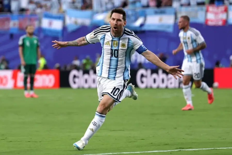 Messi igualó el récord de goles en Mundiales con un hat trick ante Argelia