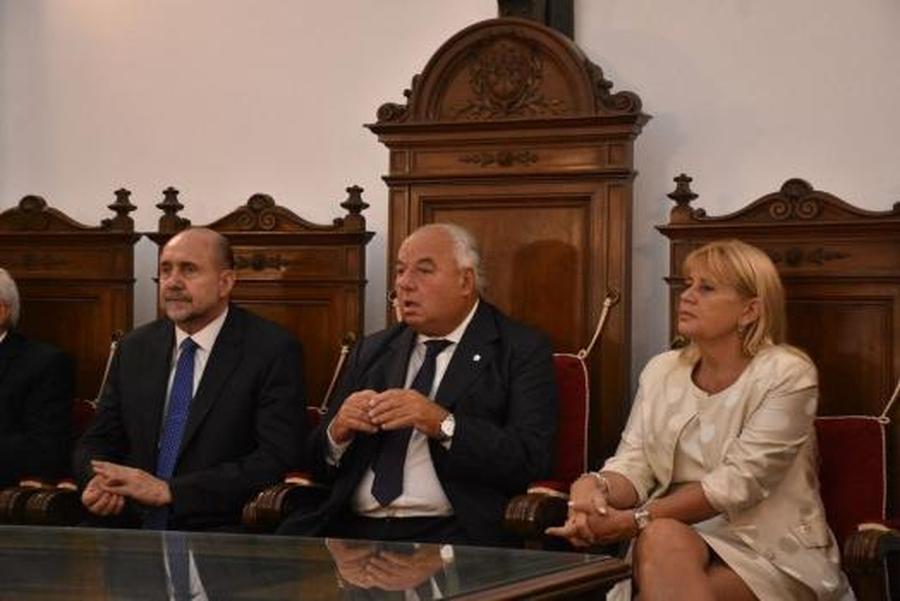 Perotti se reúne con la Corte Suprema y luego recibe a Frederic en Casa de Gobierno