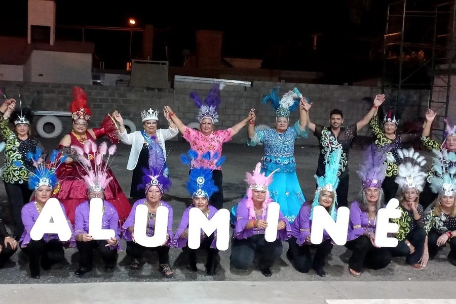 Aluminé se presentó en los corsos de San Guillermo