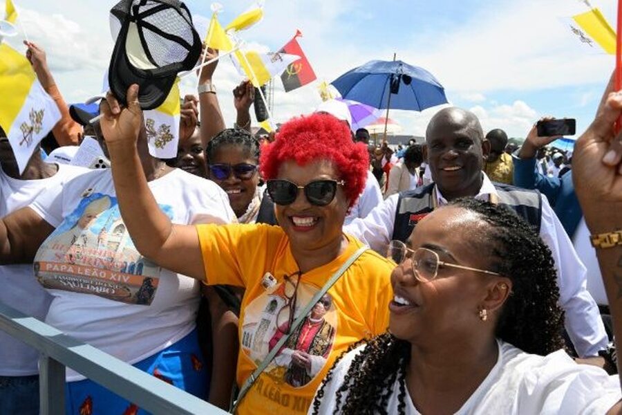 El Papa León XIV pidió escuchar el clamor de los pueblos durante una misa en Saurimo