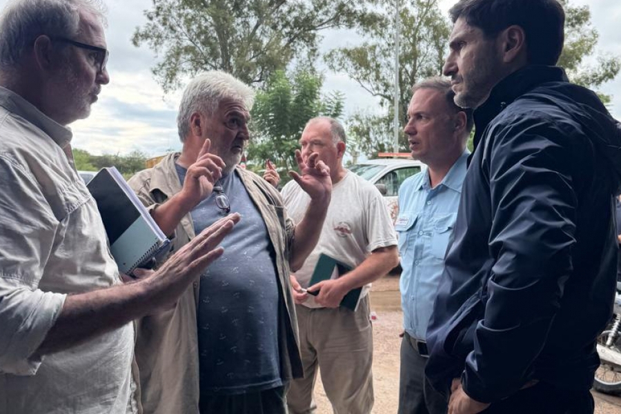 Villa Minetti: Pullaro supervisó la defensa hídrica y el funcionamiento de las bombas