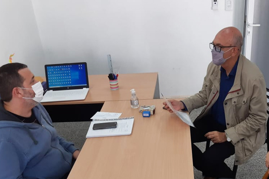 Garay: Víctor Debloc, visitó escuelas del departamento