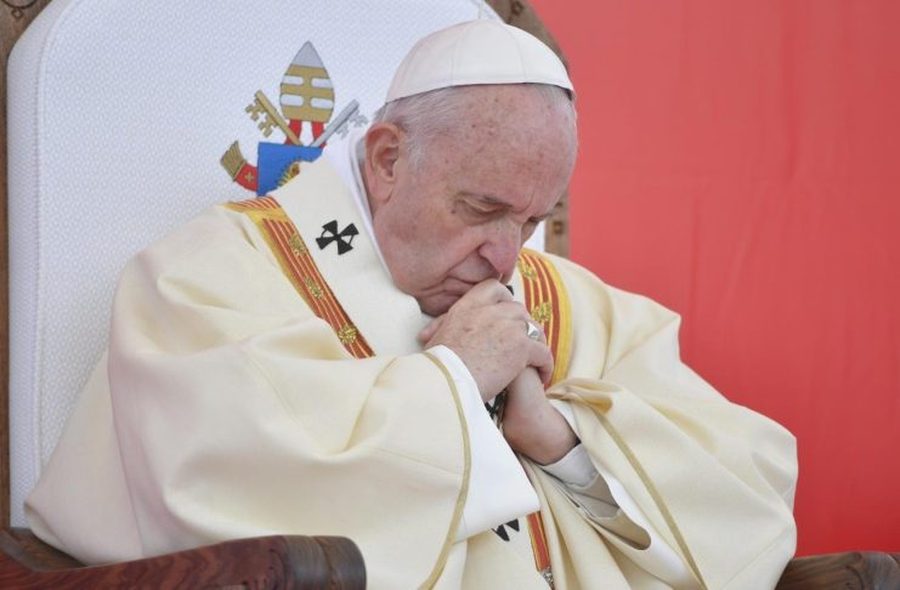 En su nuevo libro, el Papa destaca los liderazgos femeninos durante la pandemia