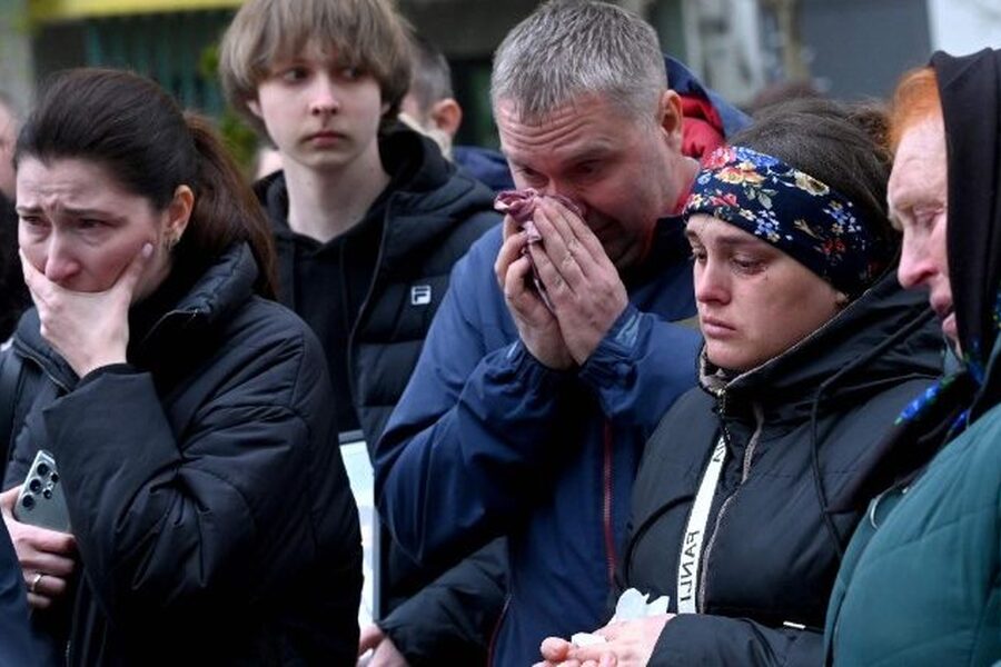 El Papa León XIV pidió frenar la violencia en Ucrania y celebró la tregua en el Líbano