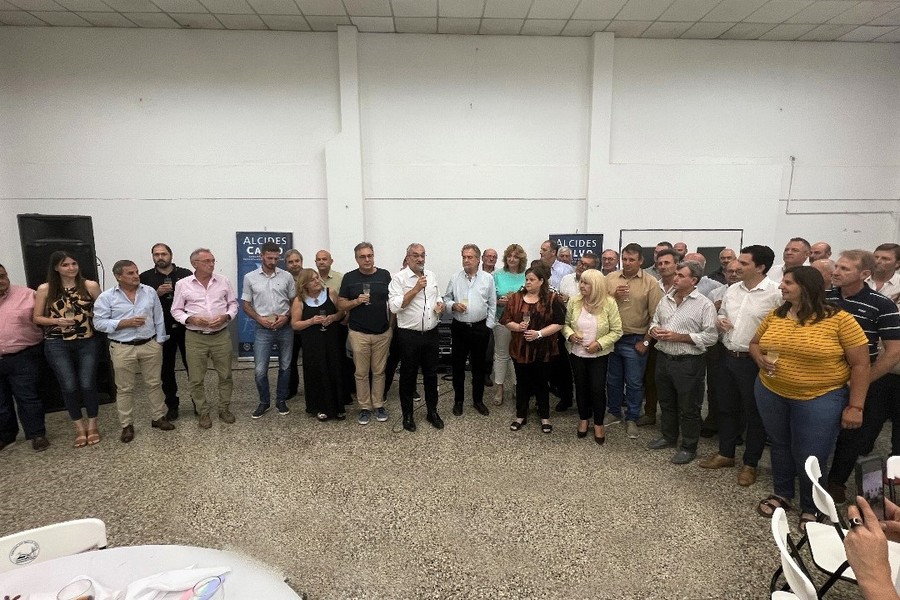 Calvo reunió a autoridades del departamento Castellanos