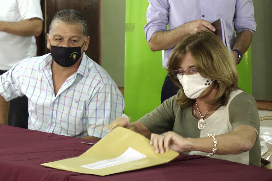 La provincia licitó las obras para abastecer de agua potable a vecinos de tres barrios de Sauce Viejo