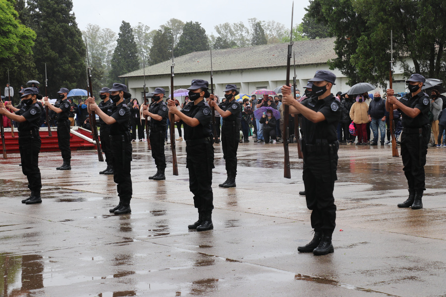 Se inscribieron casi 12 mil aspirantes para ingresar a la Policía de Santa Fe y más de 5 mil a Bomberos