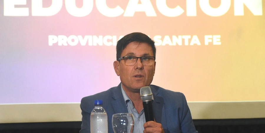 Goity: “Todos los chicos en las aulas, aprendiendo”