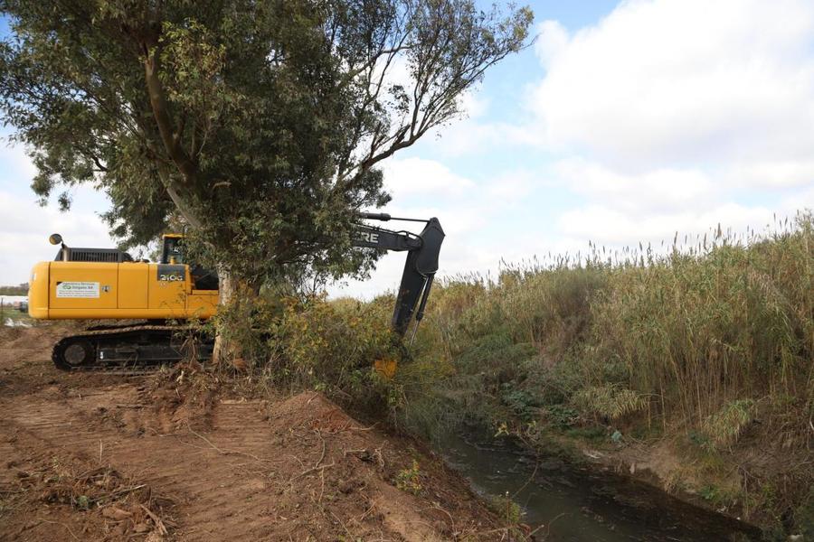 Calvo anunció la licitación del Canal Norte Sunchales