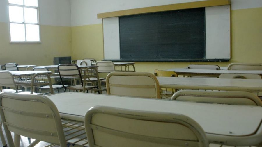 La provincia establece un pago de 10 mil pesos para los docentes reemplazantes y asistentes escolares