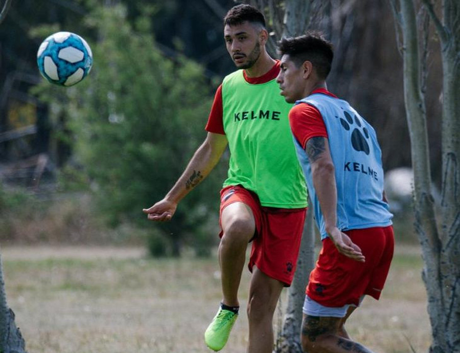 Colón trabaja pensando en el debut de local en la Copa Liga Profesional