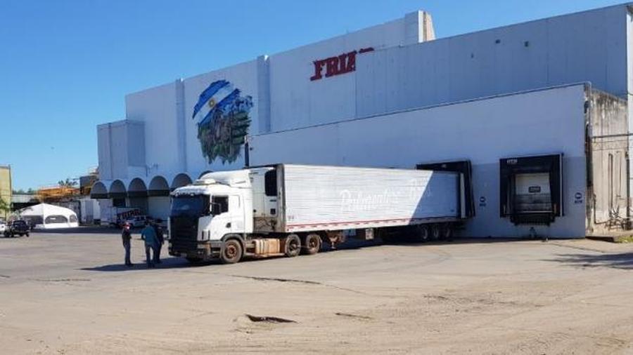 La familia Vicentin vendió el frigorífico Friar